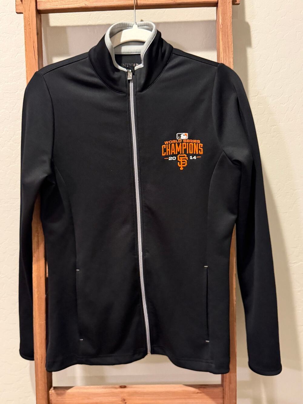 Women’s Small San Francisco Giants 2014 World Series Champions Jacket